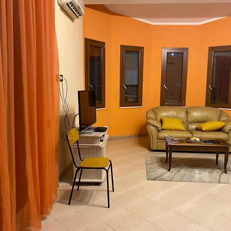 The Orange House Bed & Breakfast Assemini Exterior foto